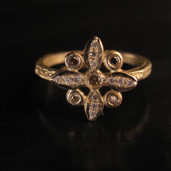 Engagement ring. Diamonds ring. 14k Yellow gold ring set with 0.22ct Diamonds. - Picture 8 of 12